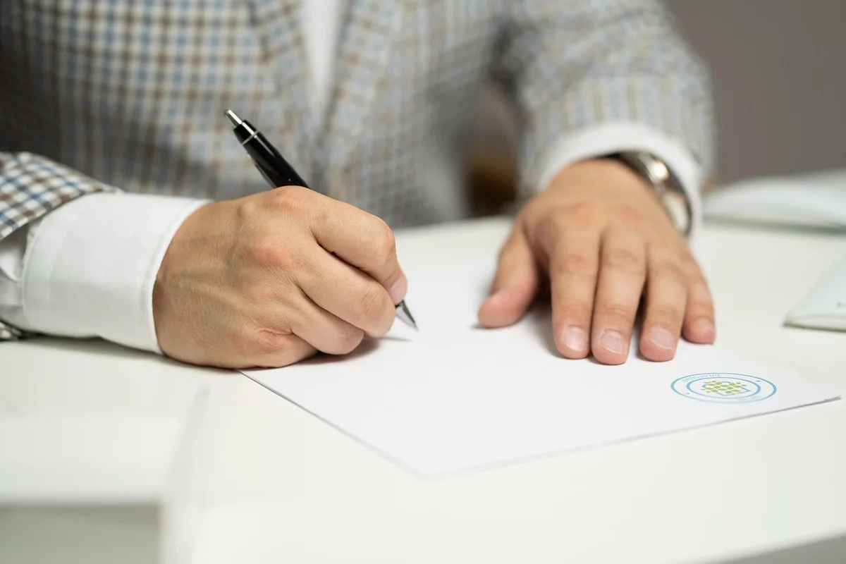 Exemple concret de signature pour ordre
